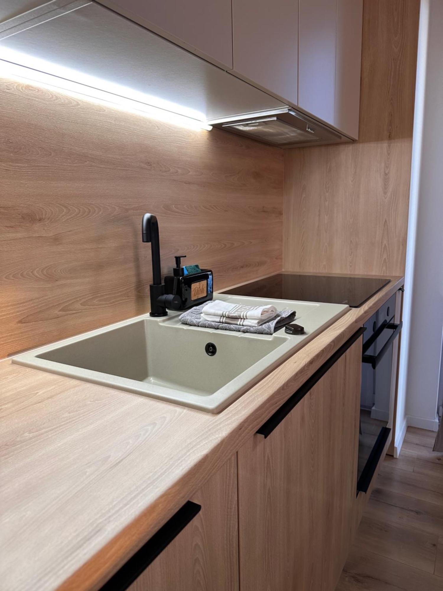 Trendy Apartment Trenčín المظهر الخارجي الصورة